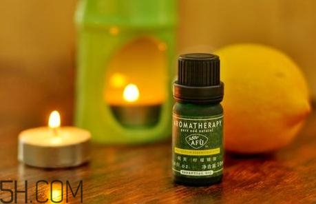 檸檬精油的功效有哪些？檸檬精油有什么功效？