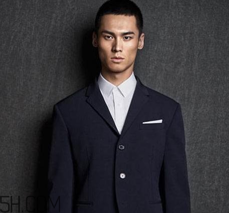 阿瑪尼衣服貴嗎？阿瑪尼衣服多少錢一件？