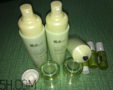 詩婷露雅荷荷巴系列有刺激嗎？適合敏感肌嗎？