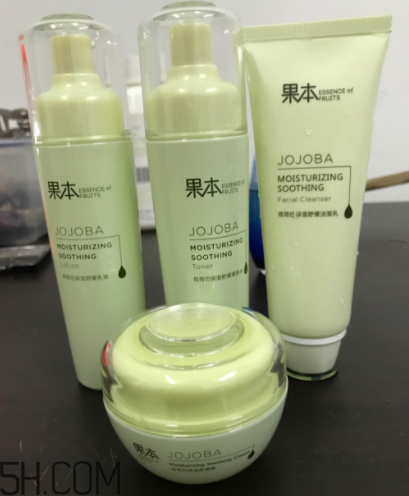 詩婷露雅荷荷巴系列有刺激嗎？適合敏感肌嗎？