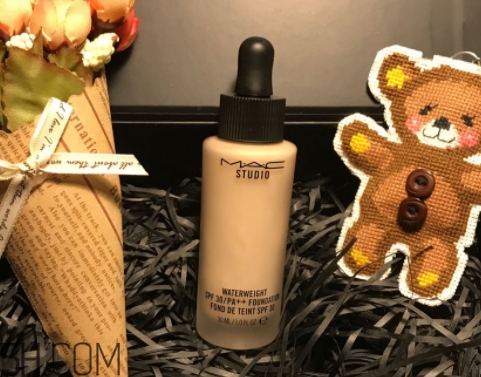 mac魅可和玫珂菲哪個好？mac魅可和make up for eve對比