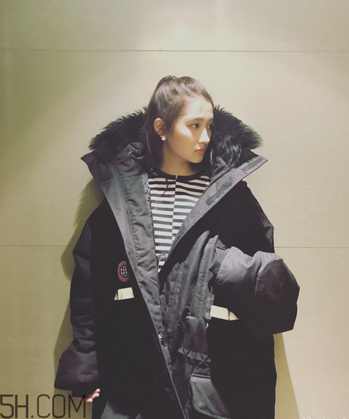 oversize羽絨服適合什么人穿？羽絨服的優(yōu)缺點(diǎn)