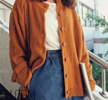 橘色衣服怎么搭配？橘色衣服搭配指南