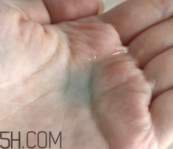 蘭蔻藍(lán)水與粉水、美膚修護(hù)美容液有什么區(qū)別？哪個(gè)好用？