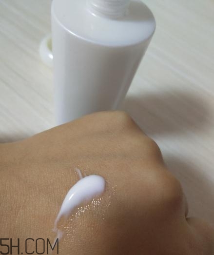 萱姿抗皺緊致滲透乳多少錢？萱姿抗皺緊致滲透乳價(jià)格