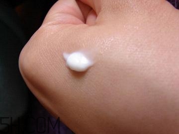 雪花秀眼霜怎么用？雪花秀閃理眼霜使用心得