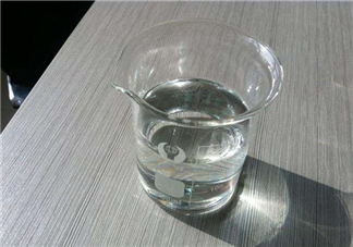 甘油會(huì)讓皮膚變黃嗎？甘油要怎么使用？