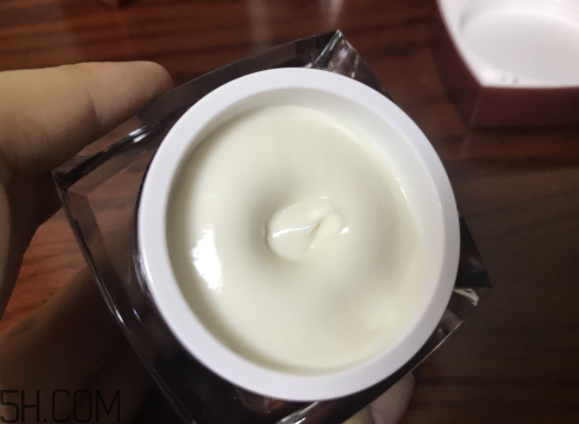 京城之霜為什么乳化之后才涂抹？京城之霜怎么用？