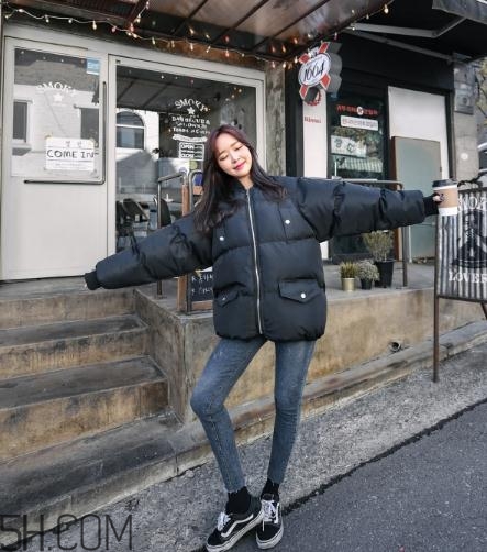 面包服搭配什么鞋子？面包服搭配鞋子圖片