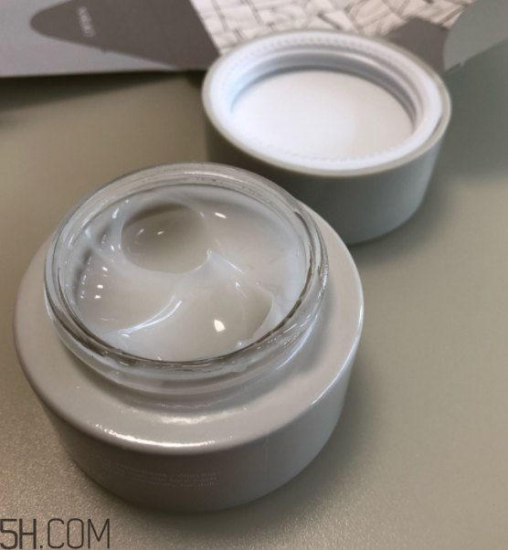 牛爾白玉蘭凍膜什么功效？牛爾白玉蘭凍膜熟齡肌適合嗎？
