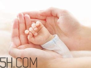順產(chǎn)時(shí)吃什么補(bǔ)充體力？生孩子時(shí)可以吃東西嗎？