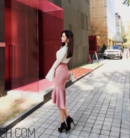 粉色裙子配什么鞋子？不同款式不同的風(fēng)格
