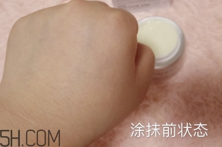 自然堂化妝品多少錢一套？