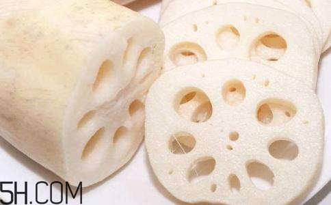 蓮藕和什么榨汁好？蓮藕洞里的泥怎么清理？