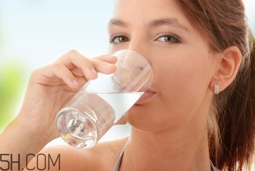 喝水可以美容嗎？喝水美容5大常識
