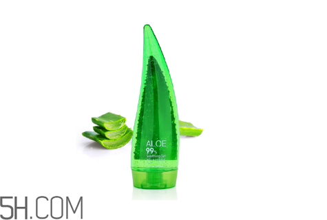 蘆薈膠怎么用不堵塞毛孔？蘆薈膠敷著過(guò)夜的注意事項(xiàng)