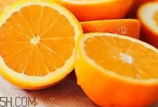 哪些水果可以煮熟吃？柚子蘋(píng)果煮著吃更健康