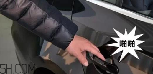 羽絨服為什么會爆炸？穿羽絨服要防止靜電