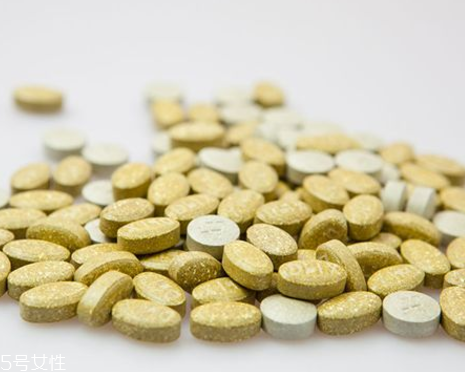 媽富隆要吃多久？短效避孕藥服用時(shí)間