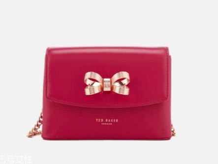 ted baker包包質(zhì)量好嗎？少女感爆棚的輕奢品牌