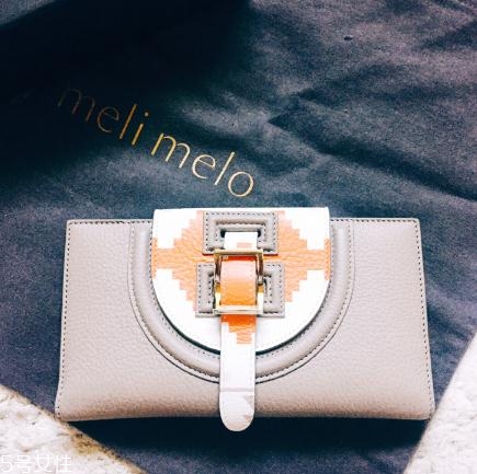 meli melo包包怎么樣？這個(gè)英國奢侈品牌不一般