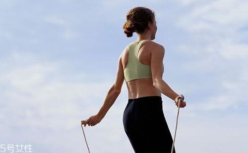 怎樣跳繩可以有效減肥？推薦這四種跳繩方式
