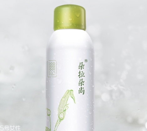 定妝噴霧可以帶上飛機(jī)或者托運(yùn)嗎？