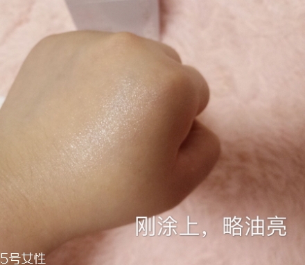 自然堂面霜哪款好用？從不同系列適合的膚質(zhì)介紹