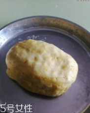 炸油角的面怎么和？用生面還是燙面你知道嗎？