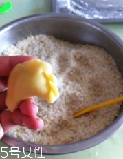 炸油角的面怎么和？用生面還是燙面你知道嗎？
