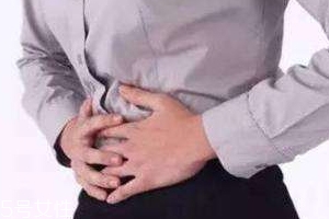 慢性胃炎是怎么造成的？吃燙食會引發(fā)胃炎