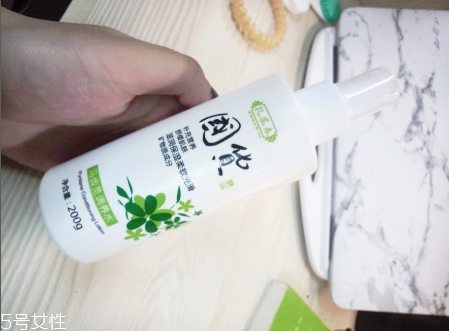 孔鳳春爽膚水好用嗎？有150多年的歷史的牌子