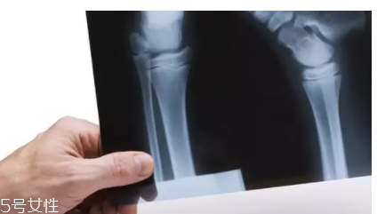 冬天老人容易犯哪些??？低溫易誘發(fā)5種病