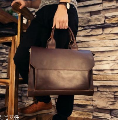瘋馬皮是什么皮？50年都用不爛的皮革材質(zhì)