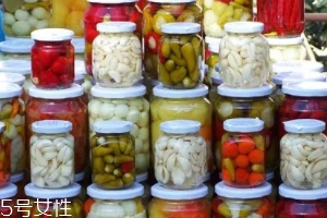 亞硝酸鹽吃了致癌嗎？不說劑量談癌癥都是耍流氓