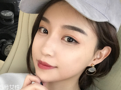 激光點(diǎn)痣一般多少錢？激光點(diǎn)痣通常需要多次治療