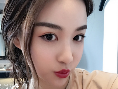 激光點(diǎn)痣后多久能洗臉？點(diǎn)痣后臉上有可能會(huì)有凹洞