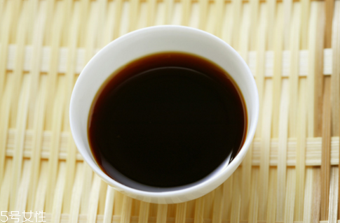 點痣以后可以化妝嗎？點痣后醬油不宜多吃