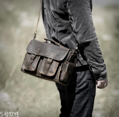 瘋馬皮是馬皮嗎？撲面而來(lái)的復(fù)古風(fēng)