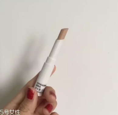 遮瑕棒什么時(shí)候用？用來(lái)修飾底妝妝容