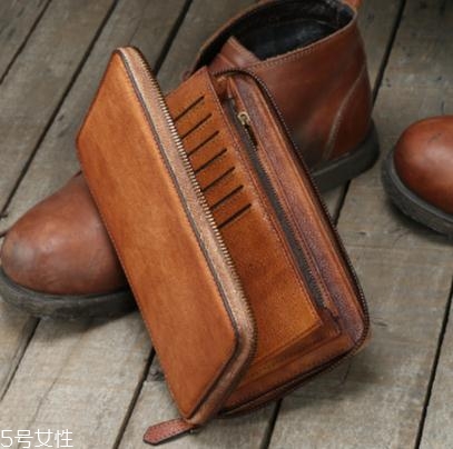 植鞣皮和真皮哪個(gè)好？常見(jiàn)皮革大對(duì)比