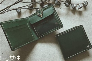 植鞣牛皮是牛皮嗎？最近超火的皮革材質