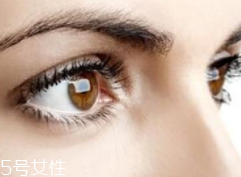 黑眼圈為什么睡夠了還是去不掉？體質(zhì)原因也會(huì)造成黑眼圈
