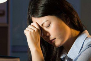 黑眼圈為什么睡夠了還是去不掉？體質(zhì)原因也會(huì)造成黑眼圈