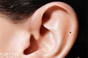 臉上哪些痣不能去掉？這些痣不能隨便祛掉