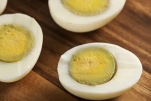蛋黃煮綠了能吃嗎？硫化物對(duì)身體無(wú)害