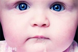 怎樣應(yīng)對(duì)寶寶口臭問題？體內(nèi)外調(diào)節(jié)是關(guān)鍵