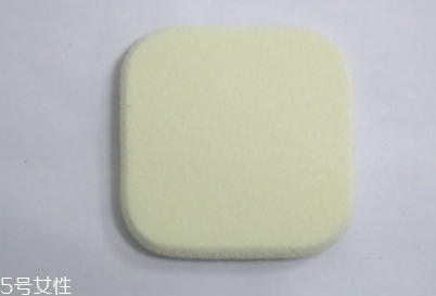 遮瑕液可以直接涂嗎？用這些工具涂會(huì)更好