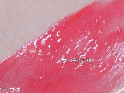 香奈兒唇釉738好看嗎？香奈兒唇釉738試色
