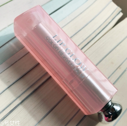 紀梵希和迪奧口紅哪個好？各有千秋